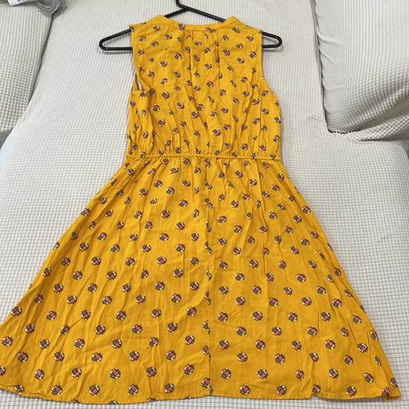 Beautiful Oldnavy dress - Picture 3 of 3